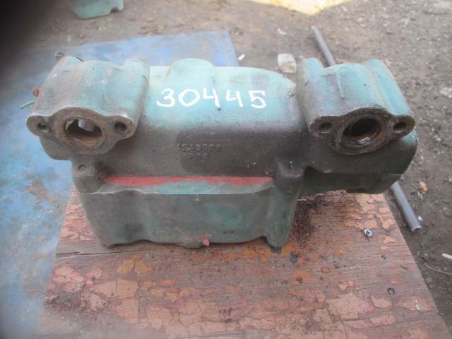 Корпус термостата VOLVO FH16 D16A 1543807 1543808